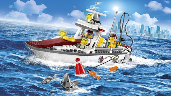 Lego City 60147 - Le bateau de pêche - en vente d'occasion sur L'île aux trésors.
